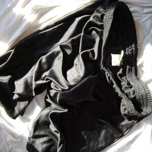 preowned athletech shorts / black / XL (EG 14/16) / 100% polyester